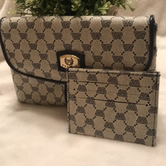 Vr Classic Clutch Wallet - Women | Color: Blue - Picture 9 of 17